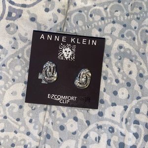 NWT Anne Klein Clip On Crystal Earrings